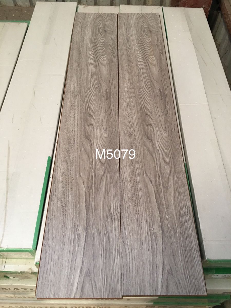 Sàn gỗ Công nghiệp Maxclock M5079